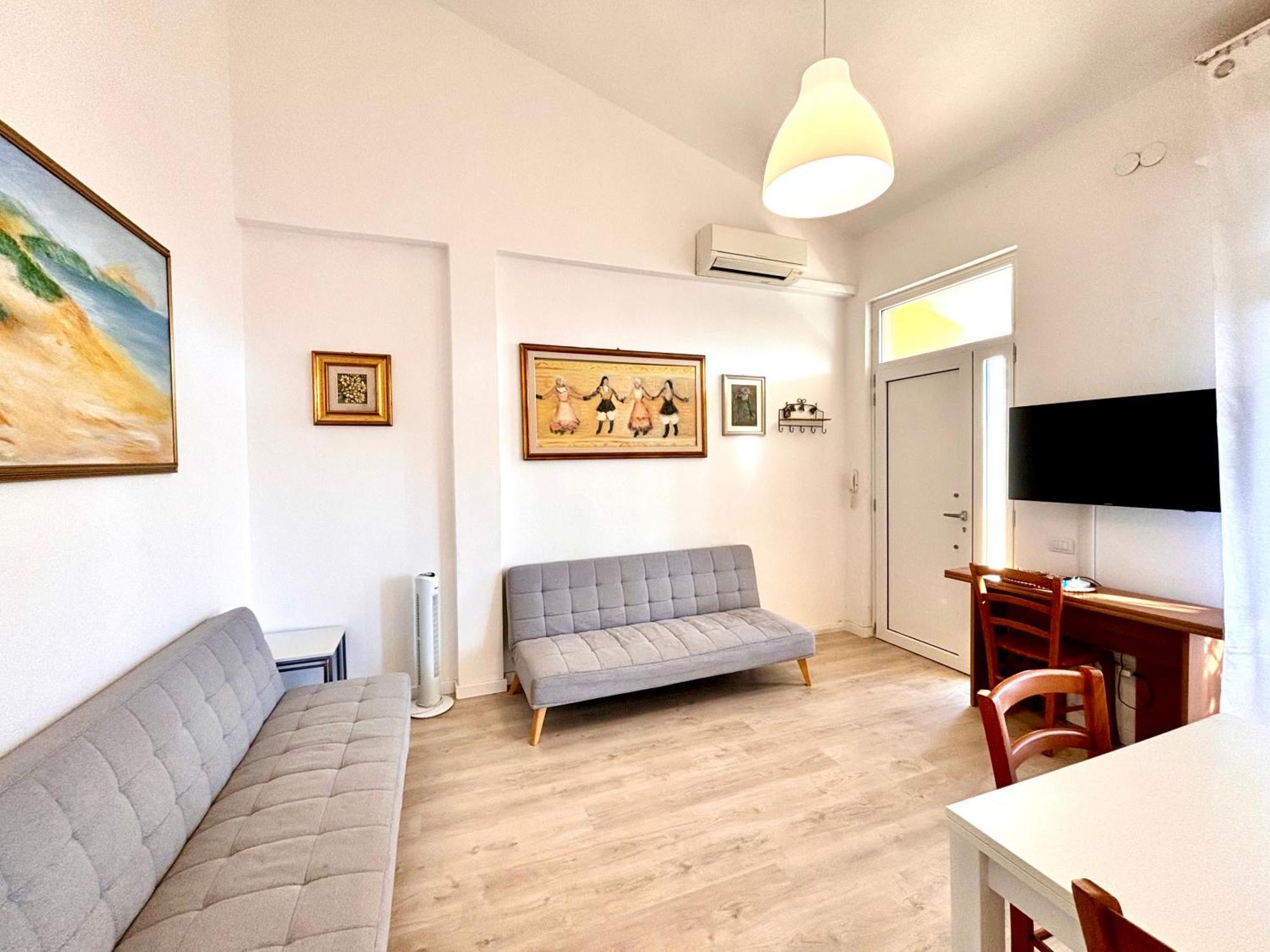 Villa Poetto Beach By Home And Experience , Cagliari, Poetto Eksteriør bilde